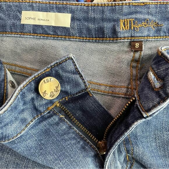 Kut from the Kloth Sophie Stretch Denim Distressed Bermuda jean shorts womens 8 - Picture 9 of 13